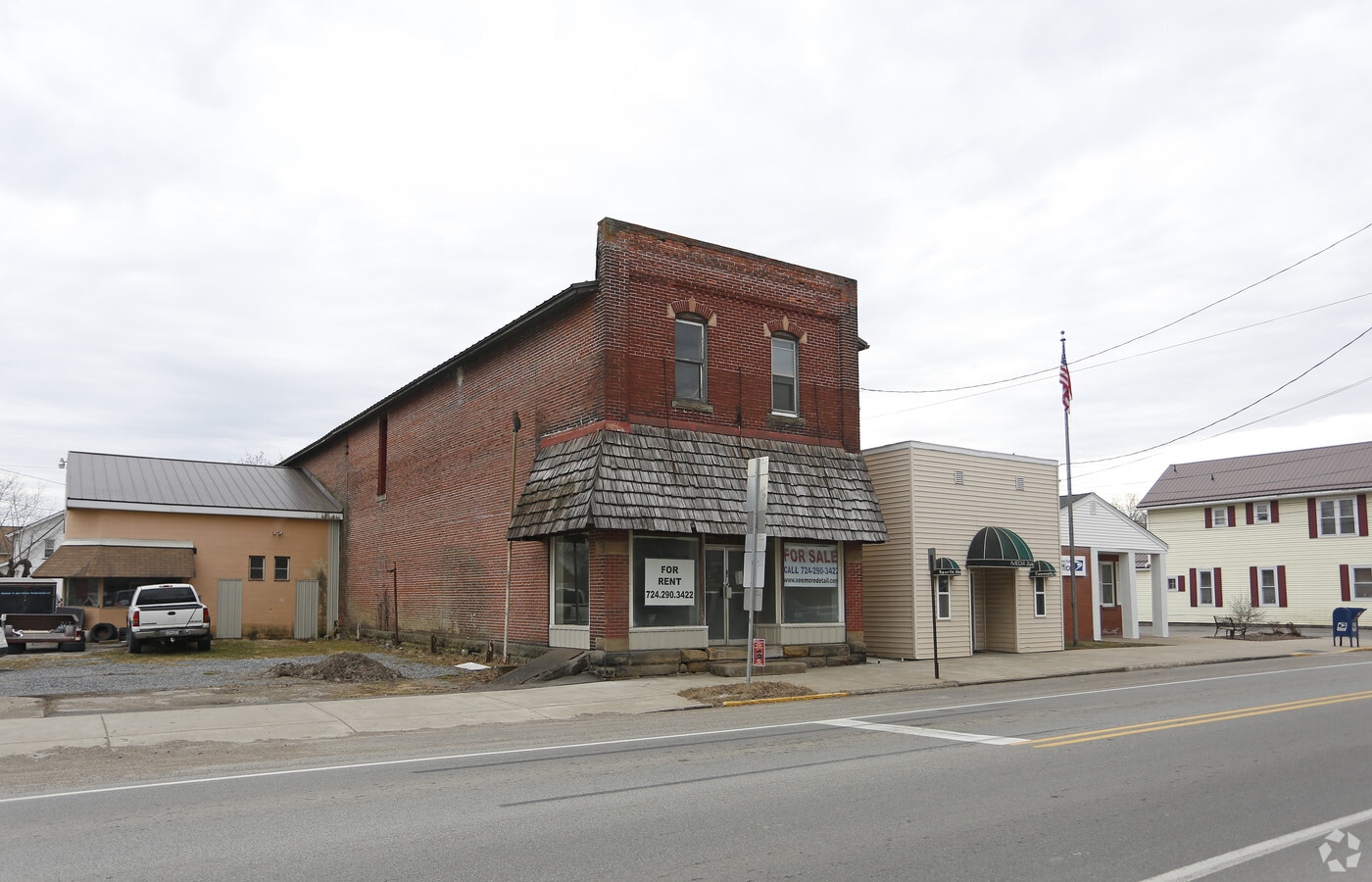 101 S Main St, Harrisville, PA 16038