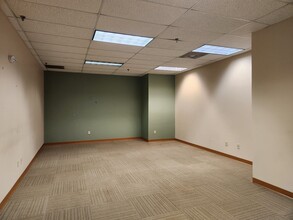 290 Pratt St, Meriden, CT for lease Interior Photo- Image 1 of 1