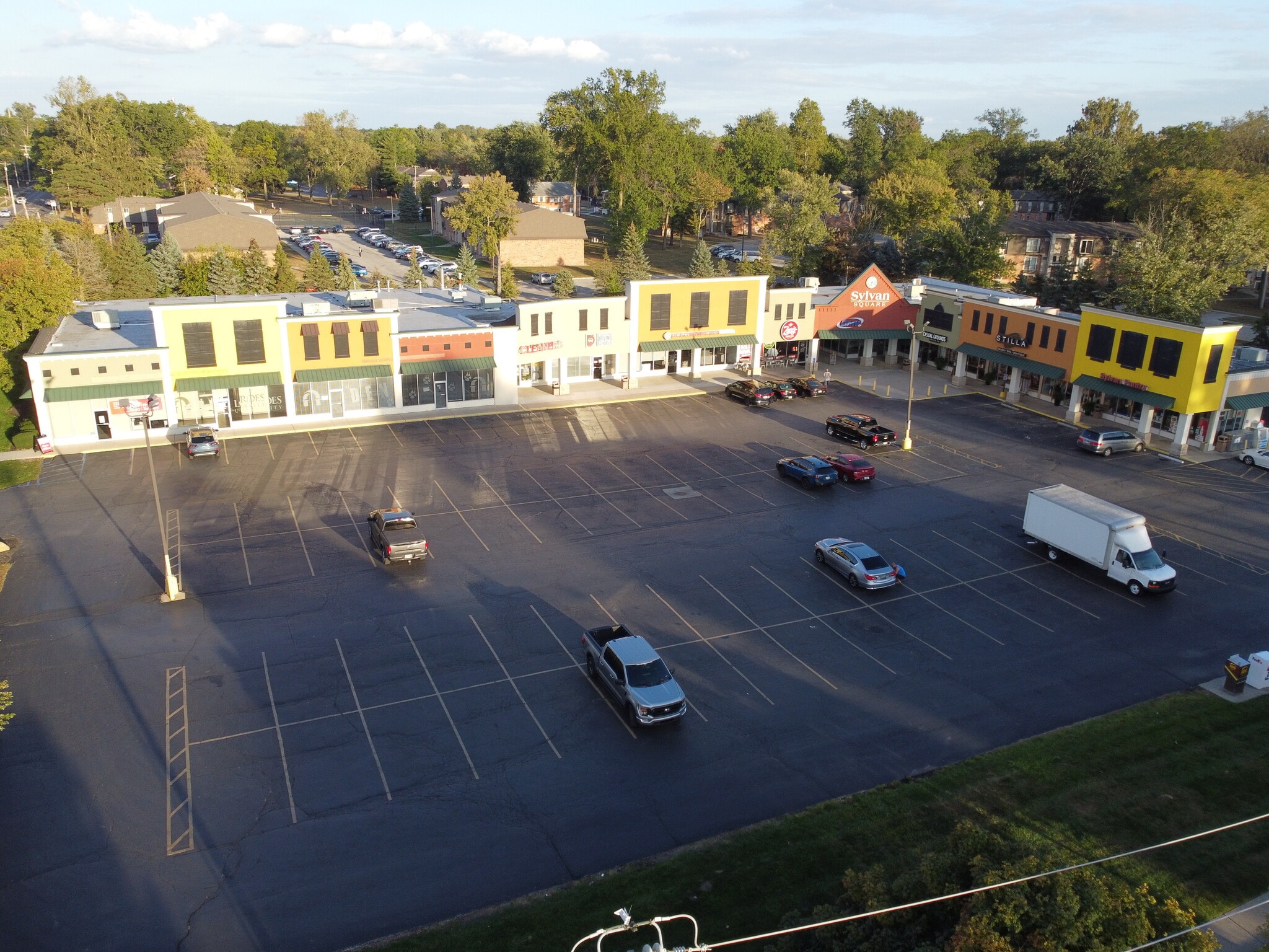 4900 N Mccord Rd, Sylvania, OH for lease Building Photo- Image 1 of 8