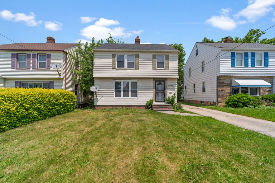 18 Unit Portfolio! STABILIZED W/ UPSIDE! portfolio of 10 properties for sale on LoopNet.com - Building Photo - Image 3 of 10