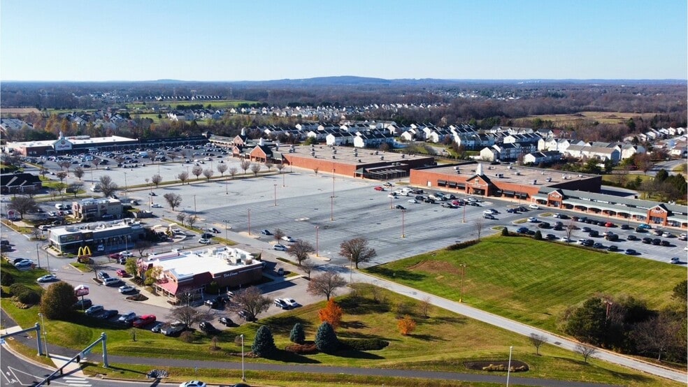 901-1397 Governor's Pl, Bear, DE for lease - Aerial - Image 1 of 11