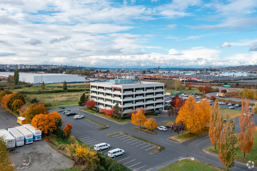 3600 Port of Tacoma Rd, Tacoma, WA for lease - Building Photo - Image 2 of 6