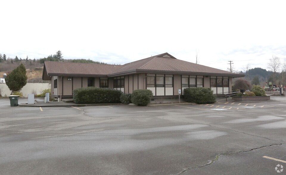 1611 N National Ave, Chehalis, WA for sale - Building Photo - Image 1 of 1