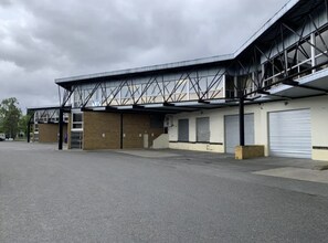 Avenue Arago, Morangis for lease Building Photo- Image 1 of 8