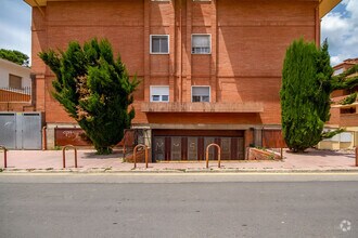 Retail in Torrelaguna, Madrid for lease Interior Photo- Image 2 of 28