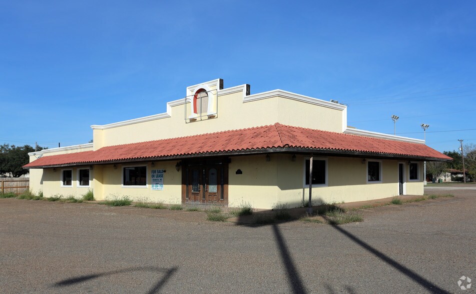 711 E Main St, Alice, TX for sale - Primary Photo - Image 1 of 1