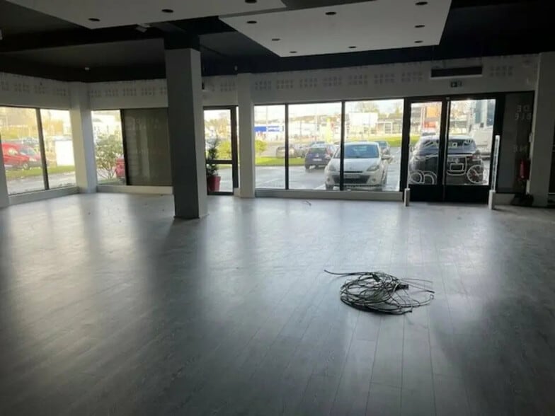Retail in Brest for sale - Interior Photo - Image 2 of 7