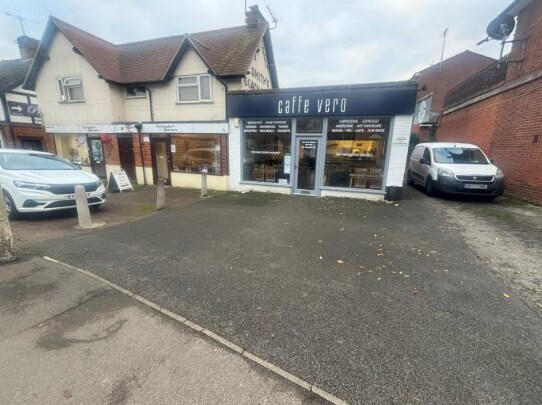 7 Station Rd, Knebworth for sale - Primary Photo - Image 1 of 1