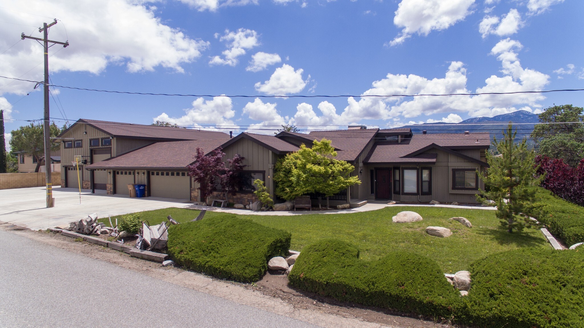 21175 Ridgeway Dr, Tehachapi, CA for sale Primary Photo- Image 1 of 1