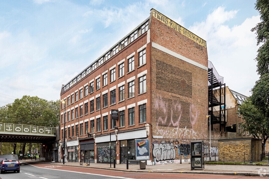 138-148 Cambridge Heath Rd, London for sale - Primary Photo - Image 1 of 1