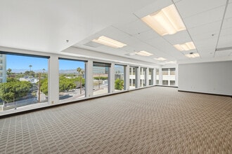 2727 W Alameda Ave, Burbank, CA for lease Interior Photo- Image 1 of 9
