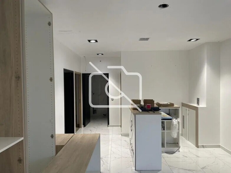 Industrial in Bondoufle for sale - Building Photo - Image 3 of 4