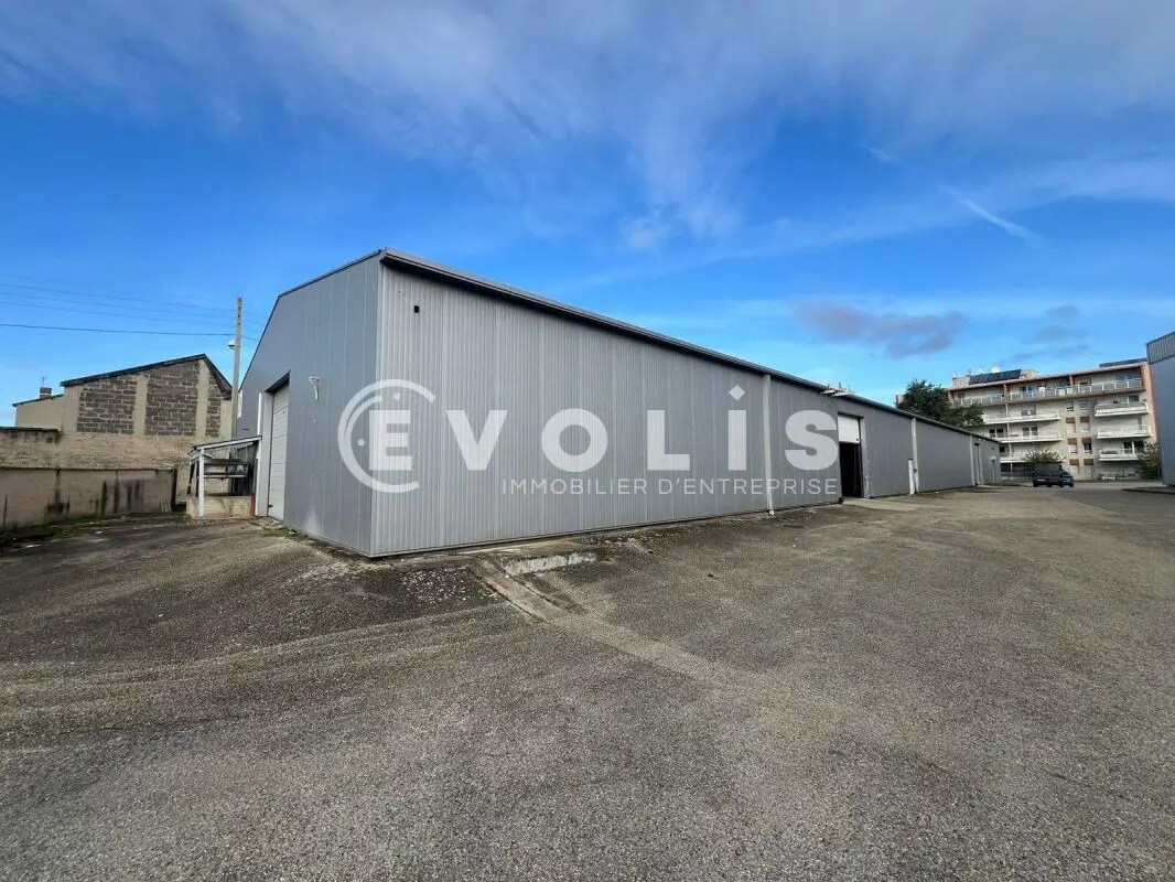 Office in Vénissieux for lease Building Photo- Image 1 of 16