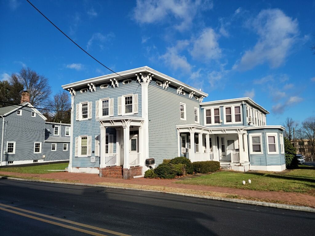 156 Stockton St, Hightstown, NJ for sale Primary Photo- Image 1 of 1