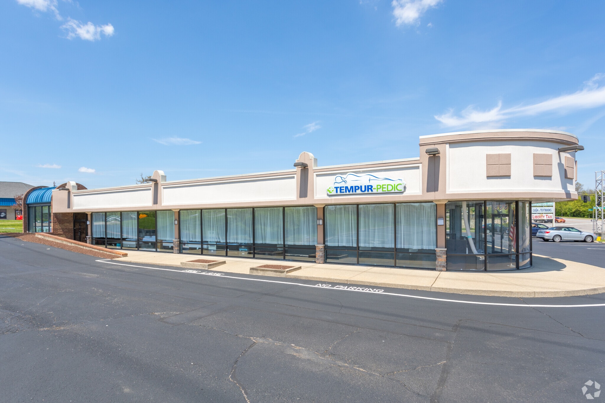 7951 Mall Rd, Florence, KY 41042 Midway Retail Center