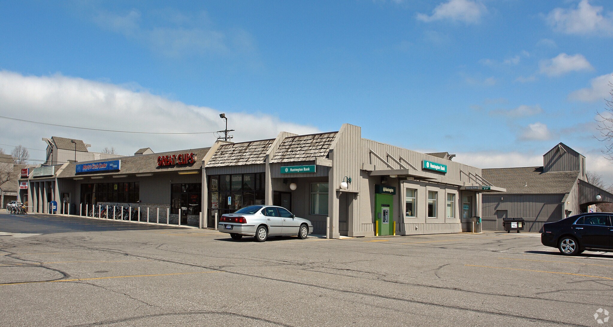 445457 Avon Belden Rd, Avon Lake, OH 44012 The Landing Shops