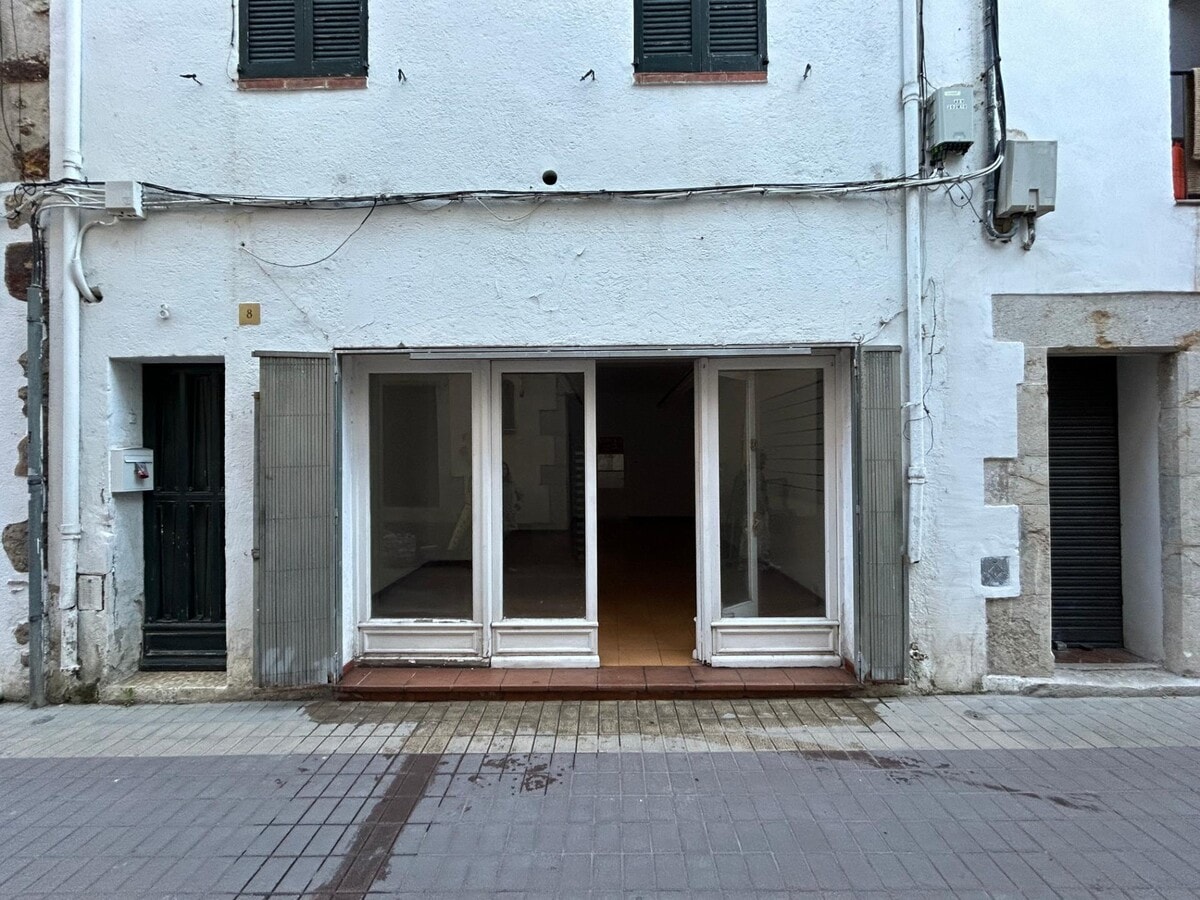Carrer Nou, 8, Tossa de Mar, GER 17320 - Unit 01 -  - Interior Photo - Image 1 of 12