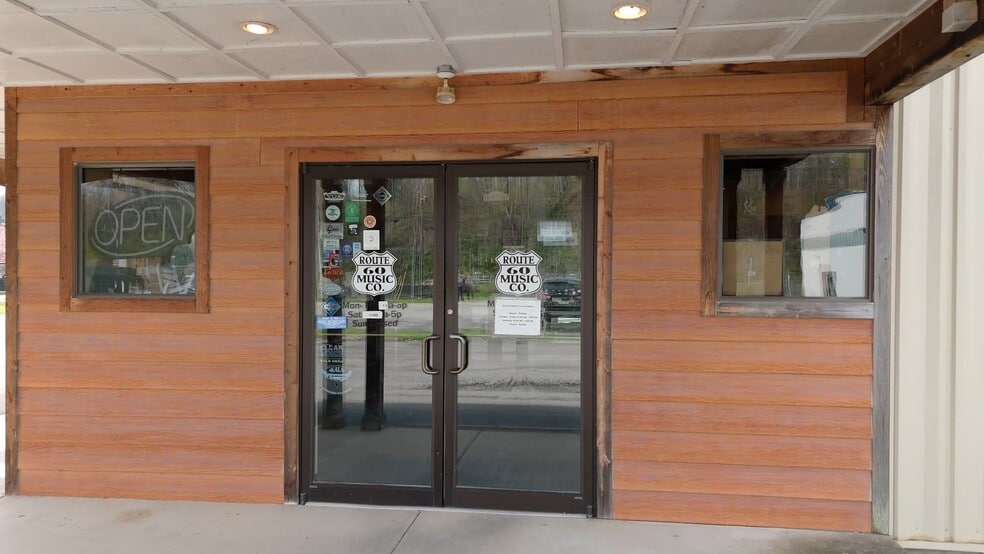 60 Peyton St, Barboursville, WV for sale - Commercial Listing Video - Image 2 of 20