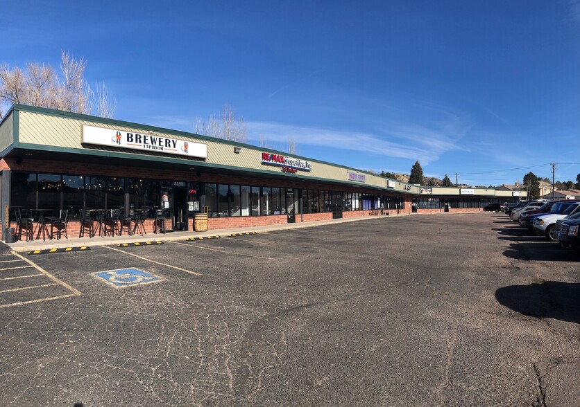 3352-3366 Templeton Gap Rd, Colorado Springs, CO for lease - Primary Photo - Image 1 of 16