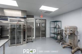 11300 Richmond Ave, Houston, TX for lease Interior Photo- Image 2 of 9