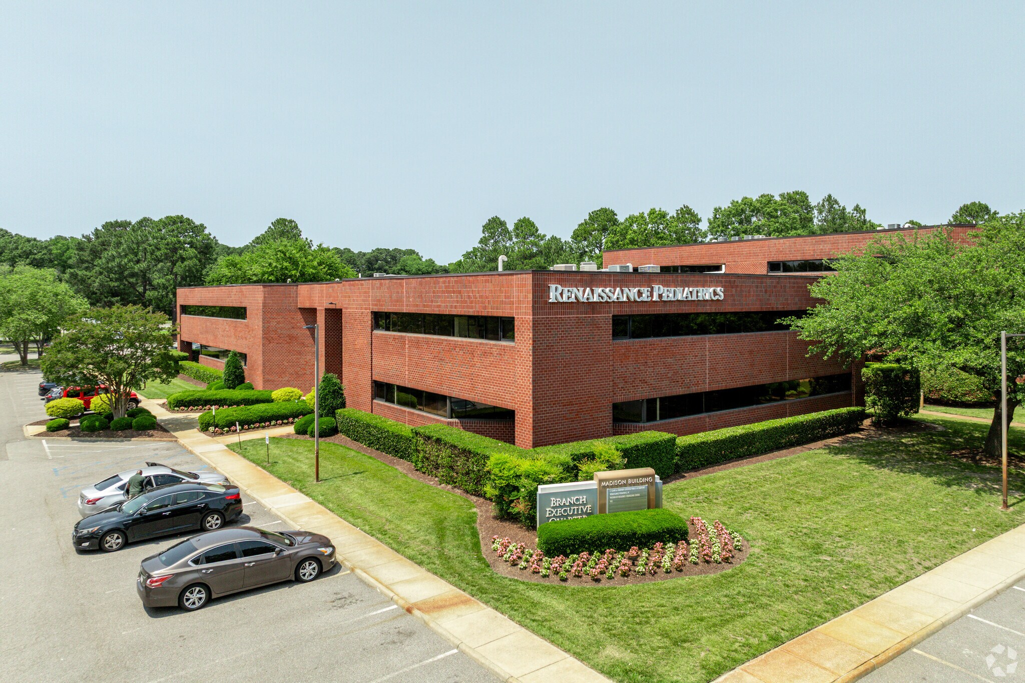 4012 Raintree Rd, Chesapeake, VA for lease Primary Photo- Image 1 of 5