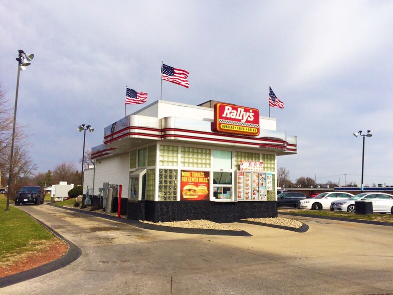 167 E Mcarthur Dr, Bethalto, IL for sale - Building Photo - Image 1 of 1
