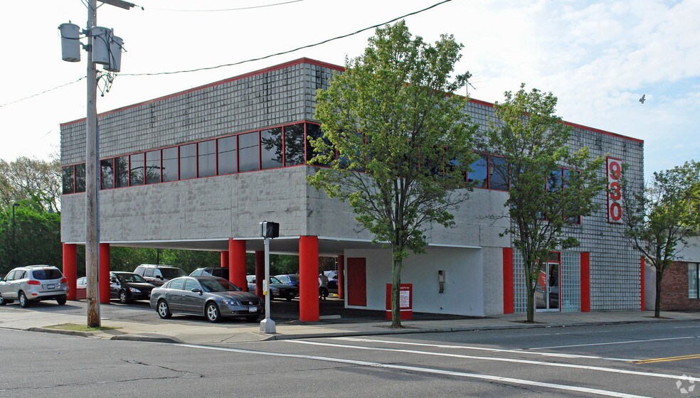 930 N Broadway, Massapequa, NY for sale - Other - Image 1 of 1