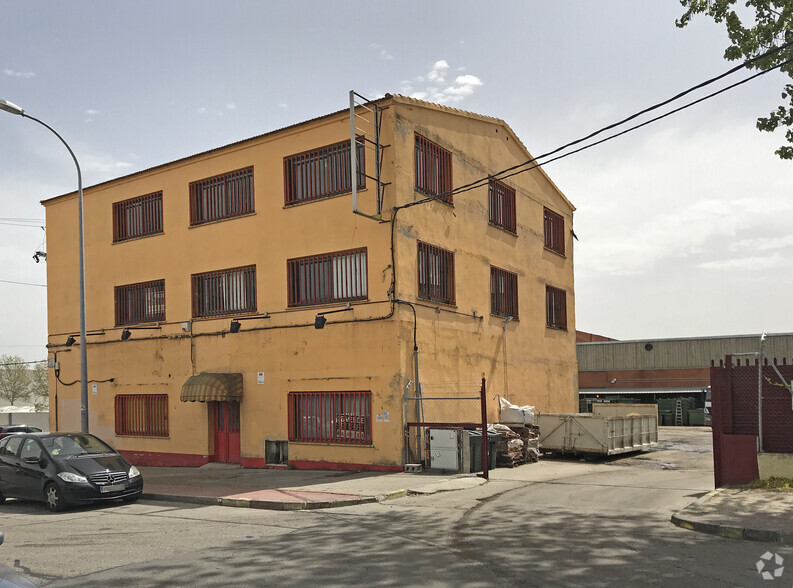 Calle Gavilanes, 13, Pinto, Madrid for lease - Building Photo - Image 3 of 3