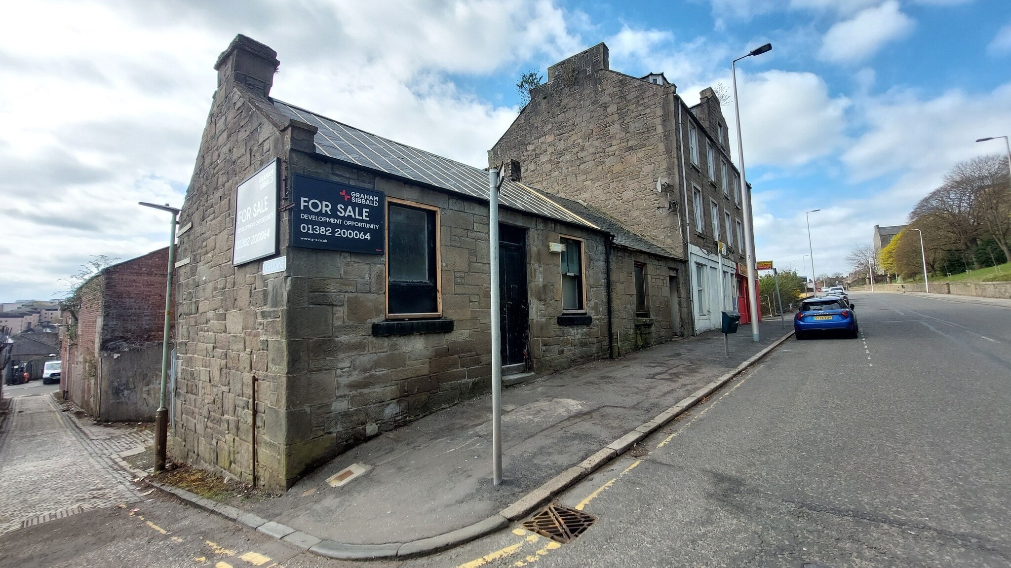 104-106 Lochee Rd, Dundee for sale Building Photo- Image 1 of 1