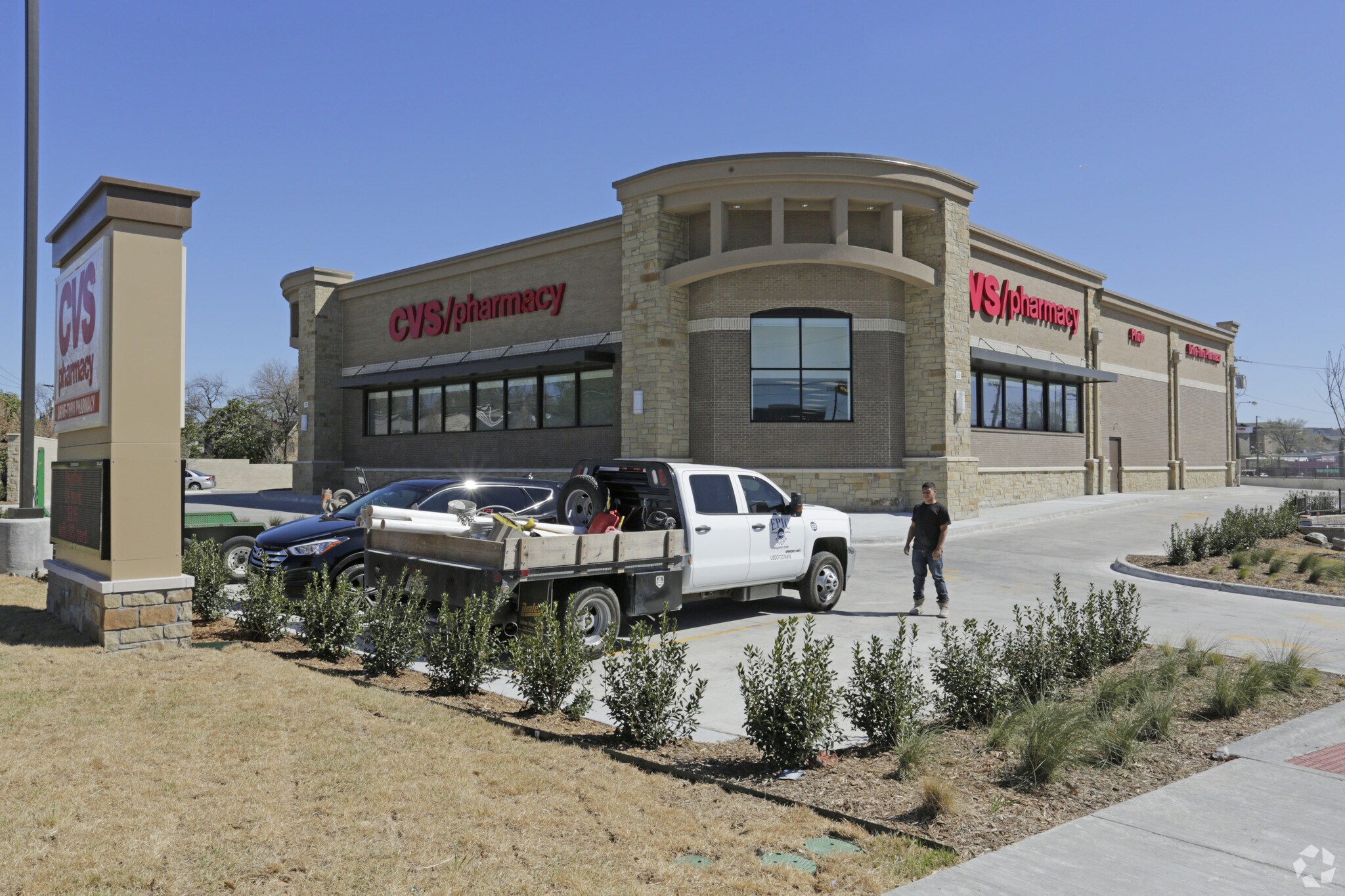 4930 Maple Ave, Dallas, TX for sale Primary Photo- Image 1 of 1