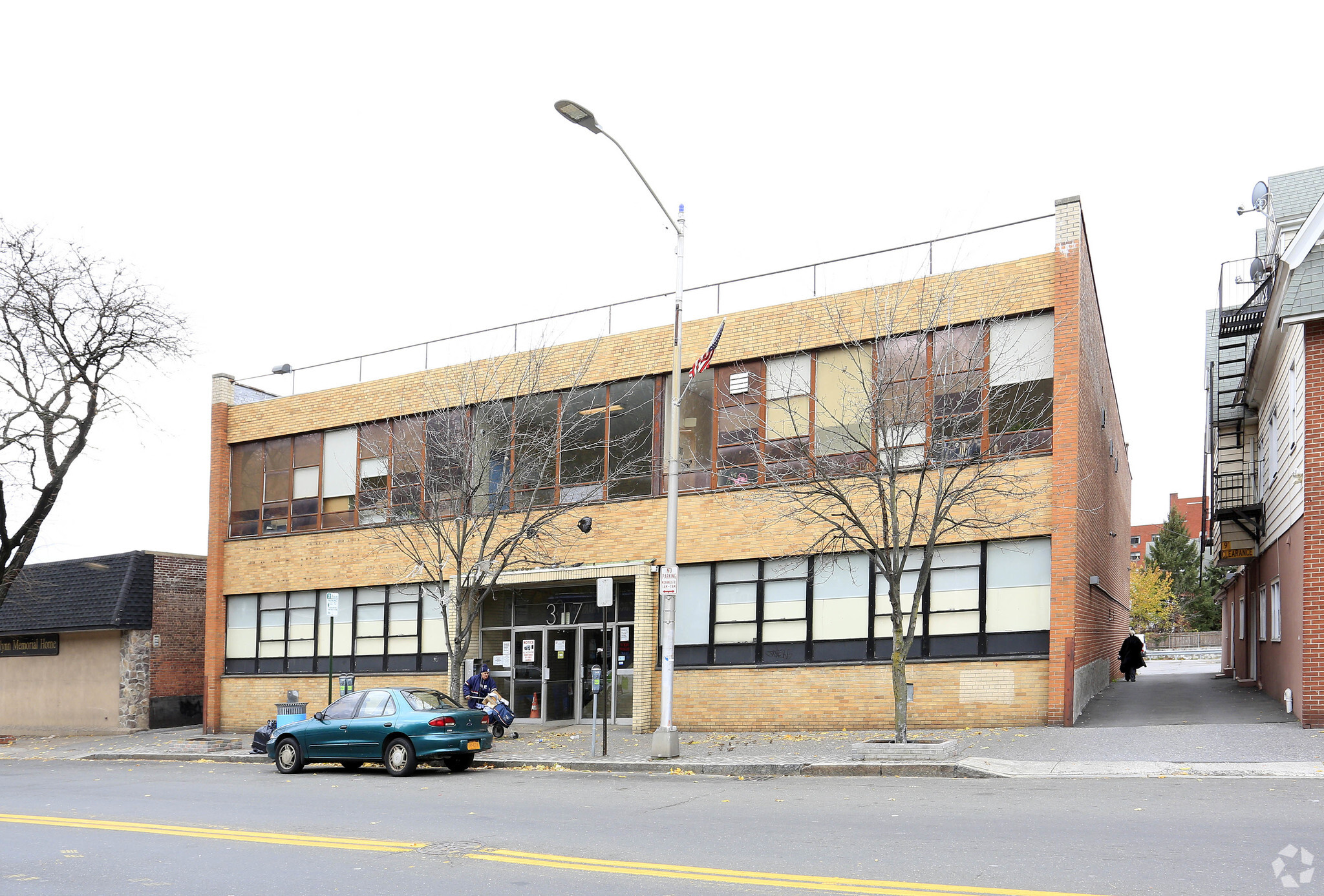 317 S Broadway, Yonkers, NY for lease Primary Photo- Image 1 of 9