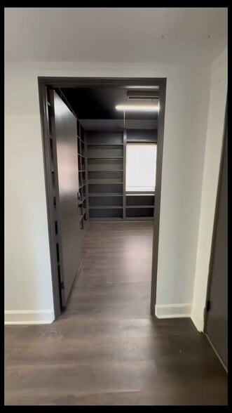 345 N Grove St, Eustis, FL for lease - Commercial Listing Video - Image 2 of 17