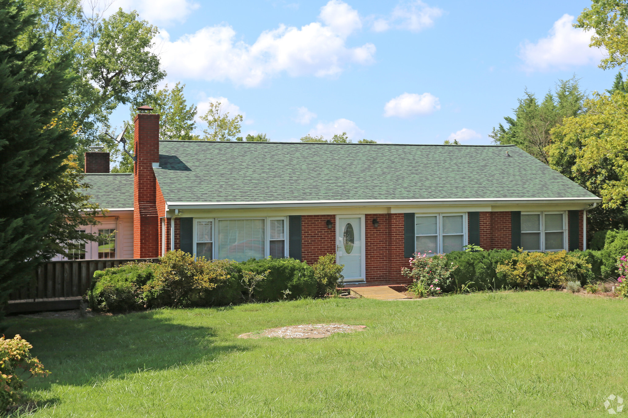 1317 New Garden Rd, Greensboro, NC for sale Building Photo- Image 1 of 7