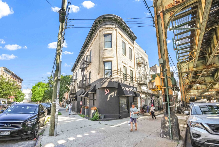 6326 New Utrecht Ave, Brooklyn, NY for sale - Building Photo - Image 2 of 17