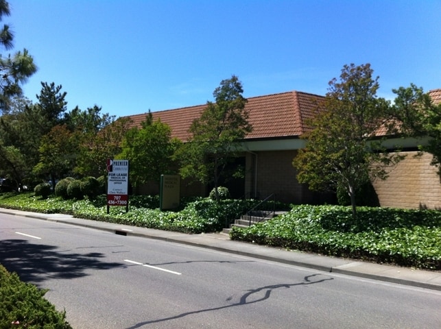 1525 Webster St, Fairfield, CA for lease - Building Photo - Image 2 of 4