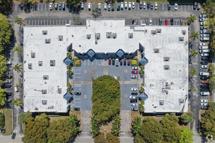 8880 NW 20th St, Doral, FL for lease - Aerial - Image 3 of 10