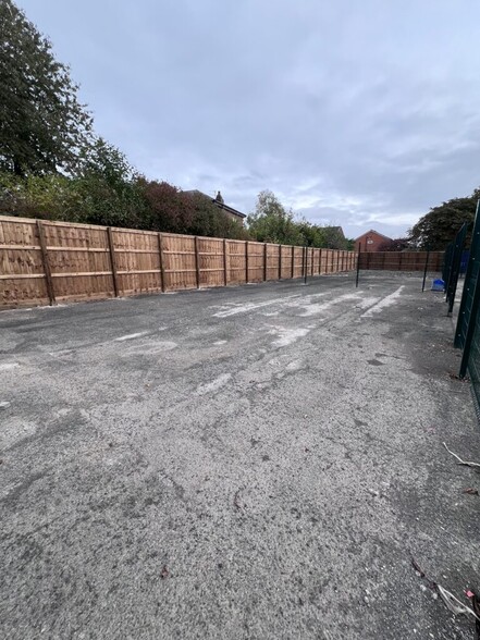 Kearsley, Manchester for lease - Building Photo - Image 3 of 4