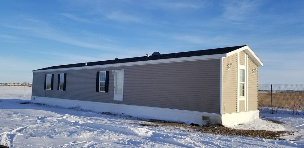 3646 160th Q Ave NW, Fairview, MT for lease - Building Photo - Image 2 of 3