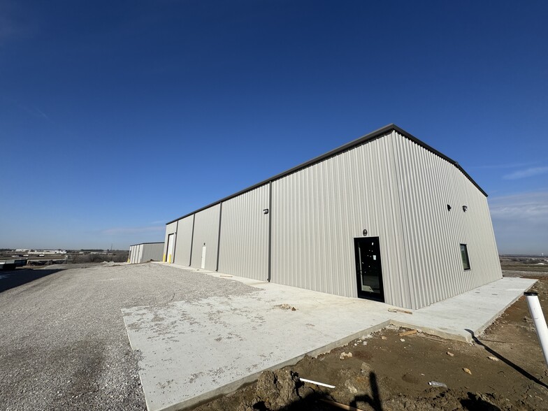 7420 FM 2449, Ponder, TX for lease - Building Photo - Image 2 of 12