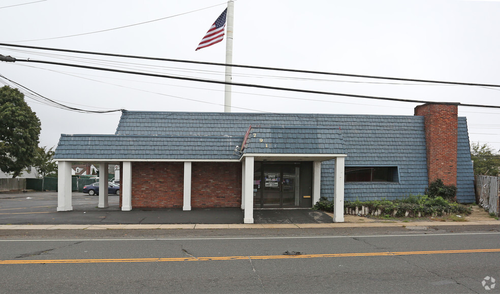 791 Main St, Farmingdale, NY for sale - Building Photo - Image 1 of 1