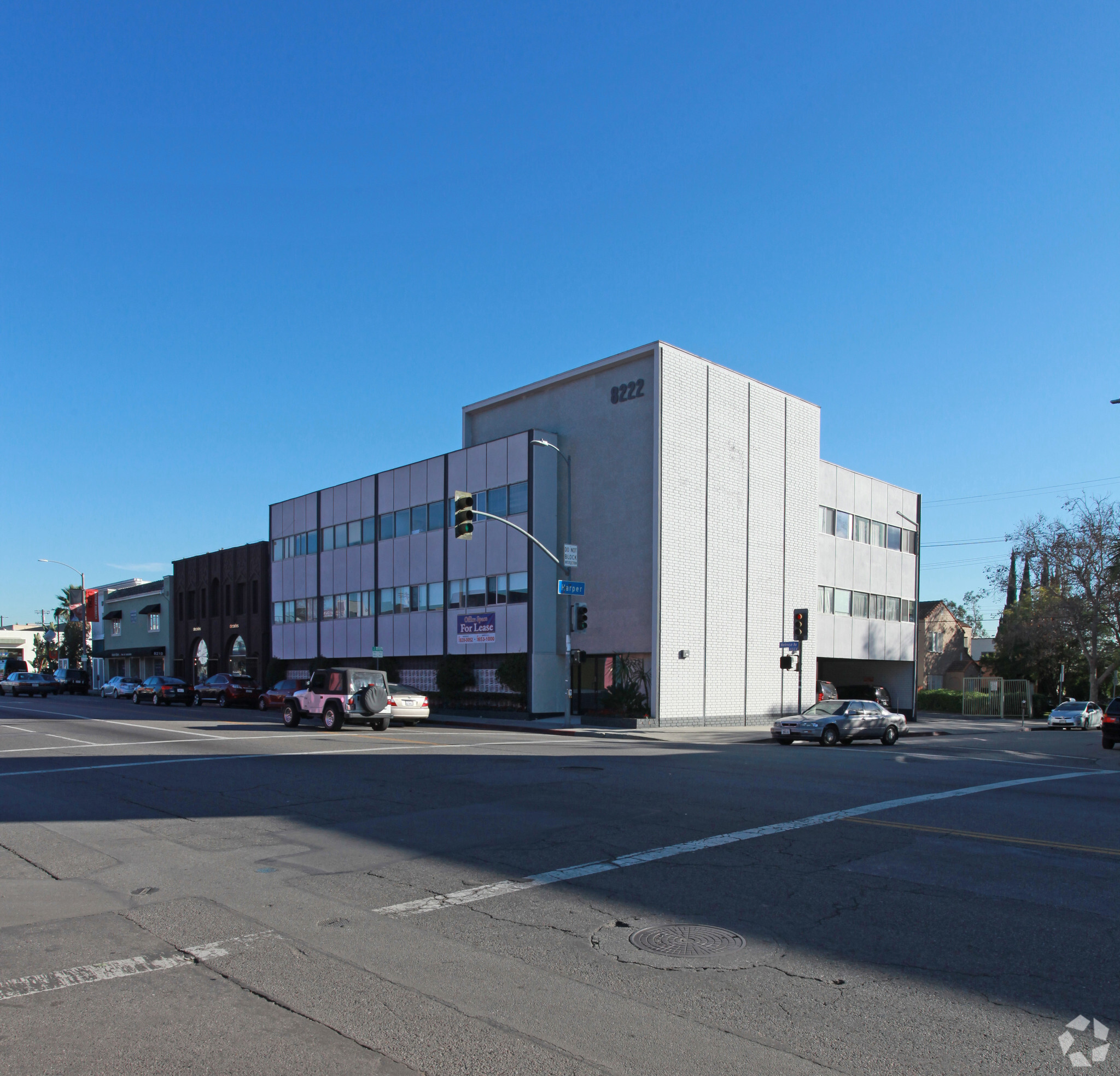 8222 Melrose Ave, Los Angeles, CA for sale Primary Photo- Image 1 of 1