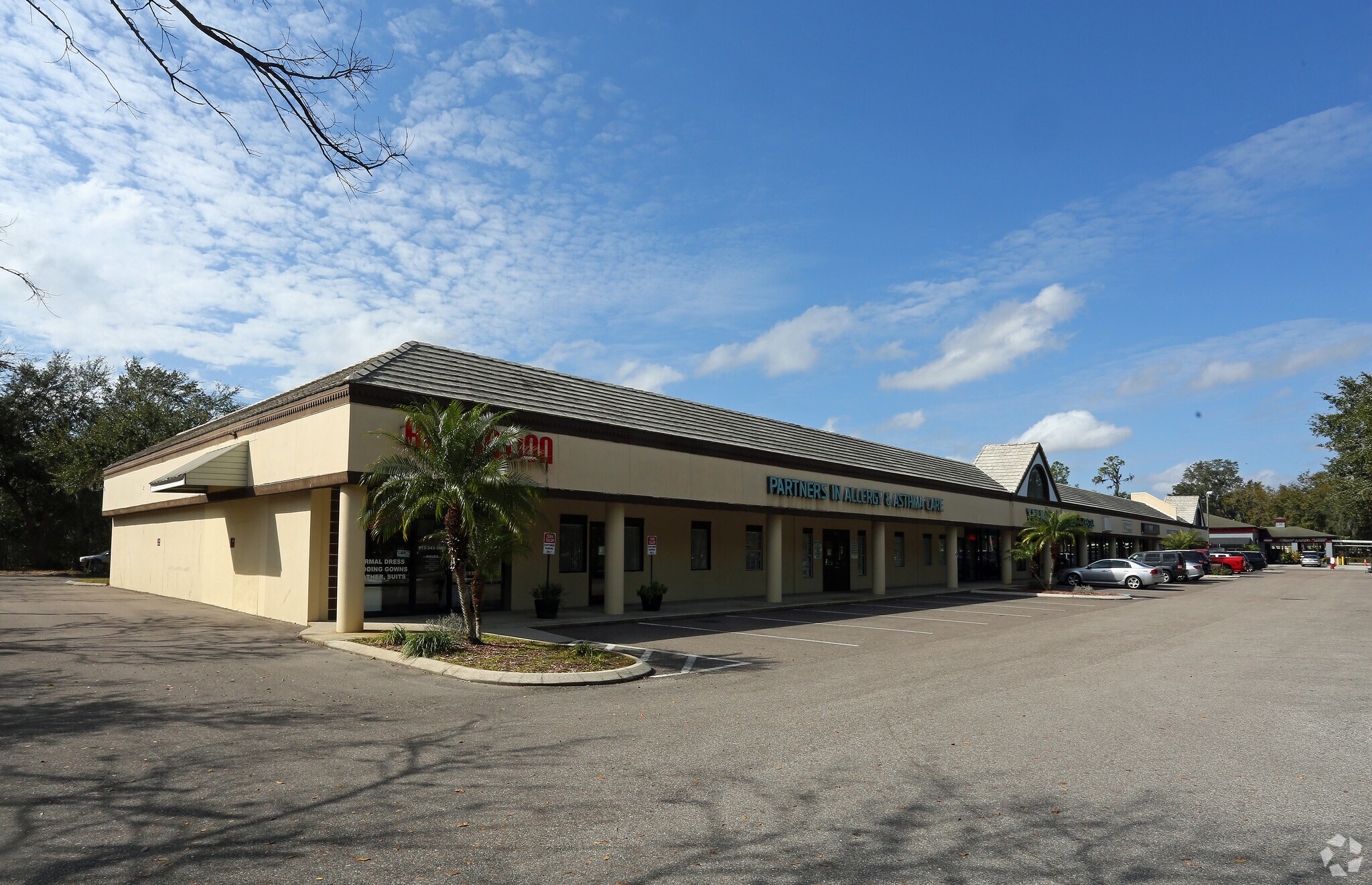 3634-3662 Lithia Pinecrest Rd, Valrico, FL for sale Primary Photo- Image 1 of 1