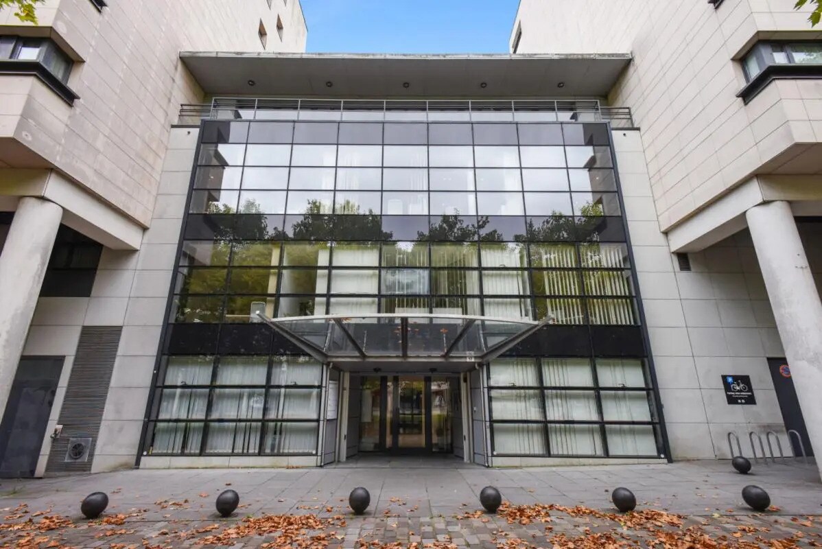 17 Place Des Vins De France, Paris for lease Building Photo- Image 1 of 12