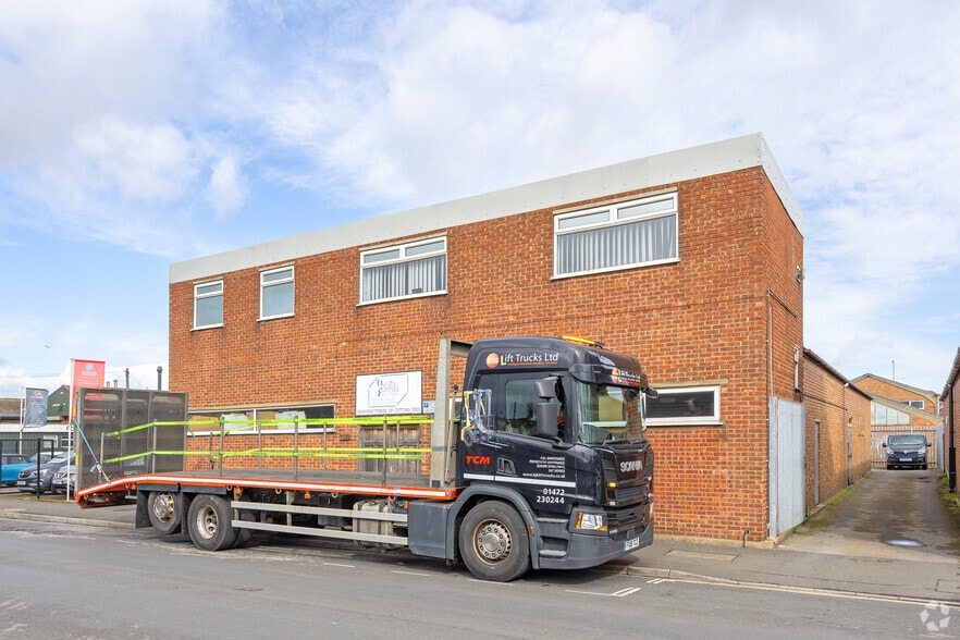 13-21 Church St, Grimsby for lease - Building Photo - Image 2 of 2