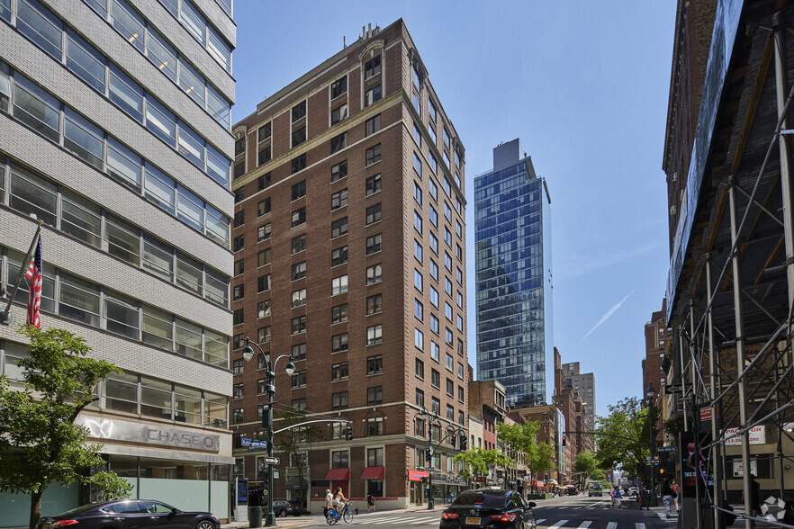 353 Lexington Ave, New York, NY for lease - Primary Photo - Image 1 of 31