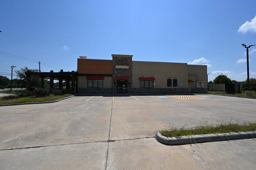 16190 Galveston Rd, Webster, TX for lease - Primary Photo - Image 1 of 2