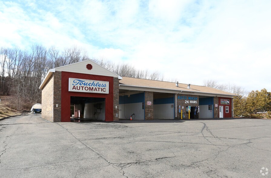 191 Shunpike Rd, Cromwell, CT 06416