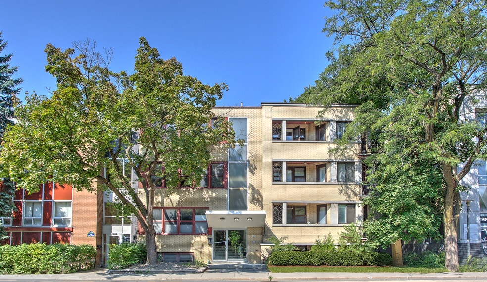 1675 Rue Rachel E, Montréal, QC for sale - Primary Photo - Image 1 of 1