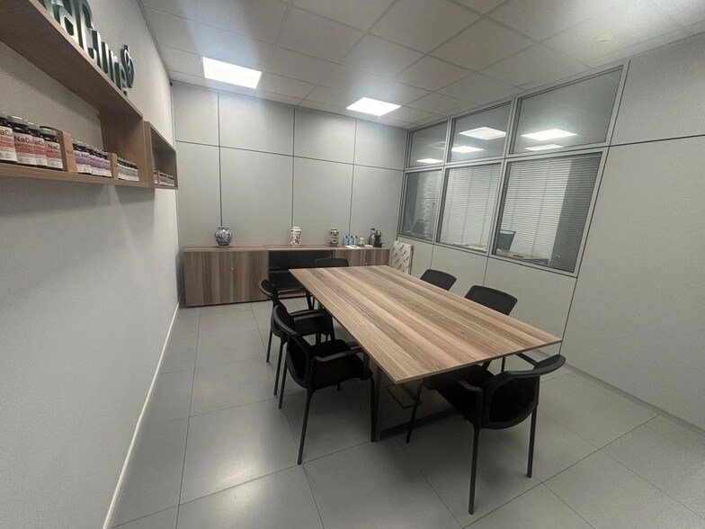 View Photo