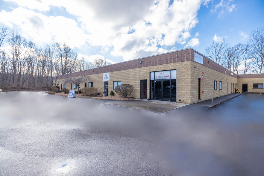 1290 Blossom Dr, Victor, NY for lease - Building Photo - Image 2 of 31